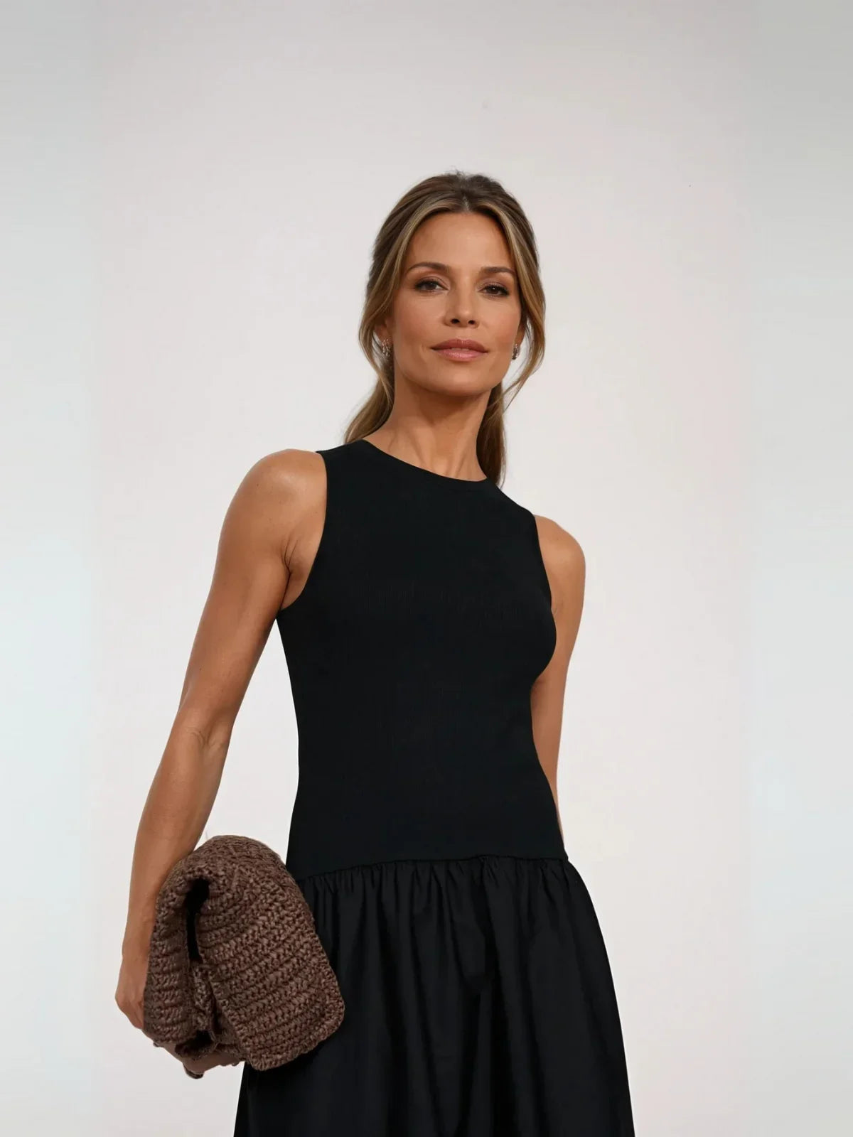 Φόρεμα με στρογγυλή λαιμόκοψη και casual ραφές - LA FEMME WANDERER