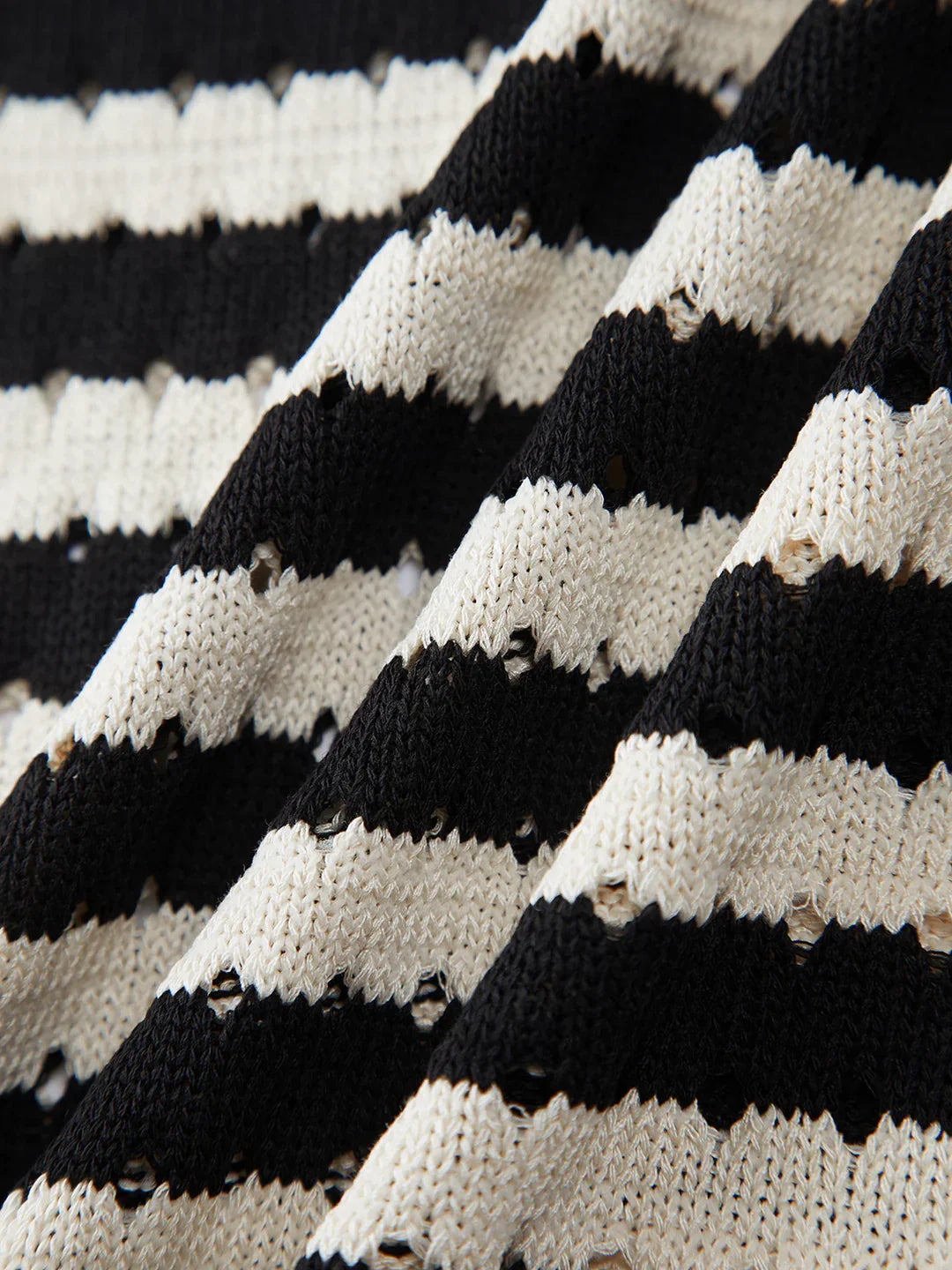 Αριστοκρατικό γιλέκο με κροσέ με βελονάκι - LA FEMME WANDERER