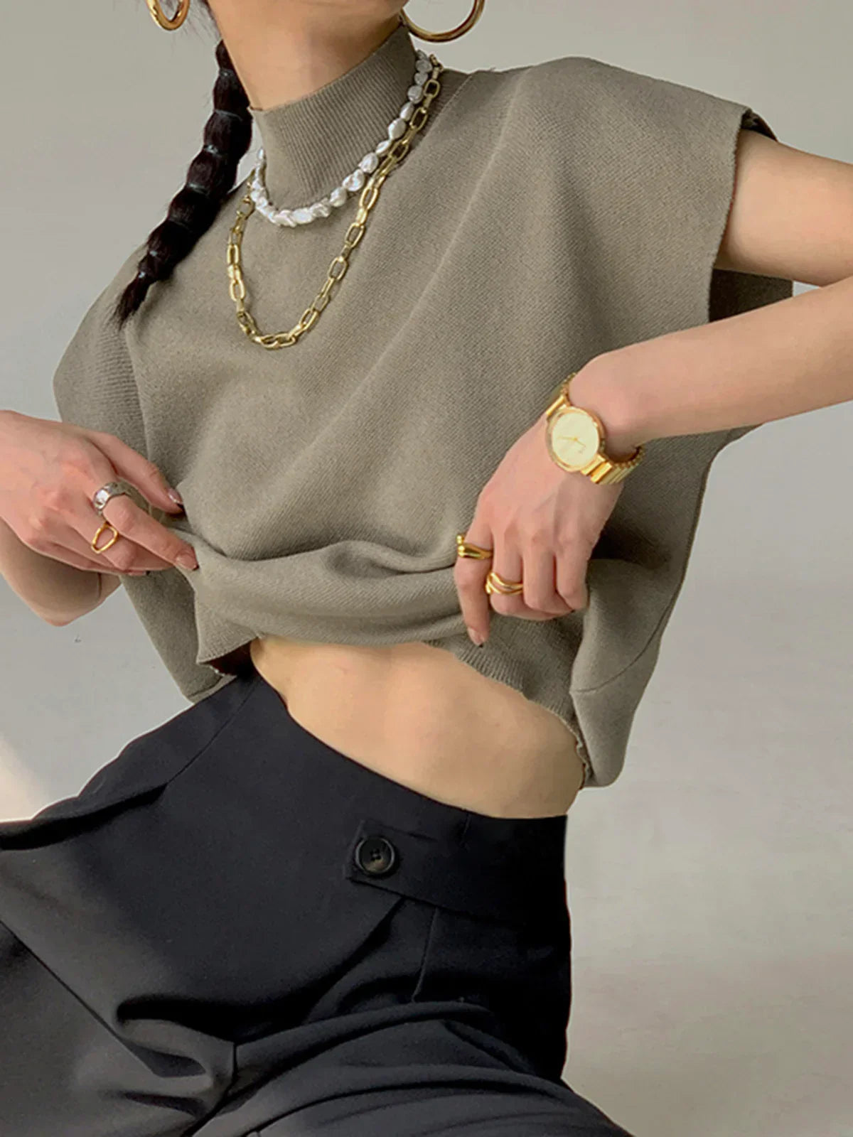 Leisurely Solid Pullover Sweater Vest - LA FEMME WANDERER