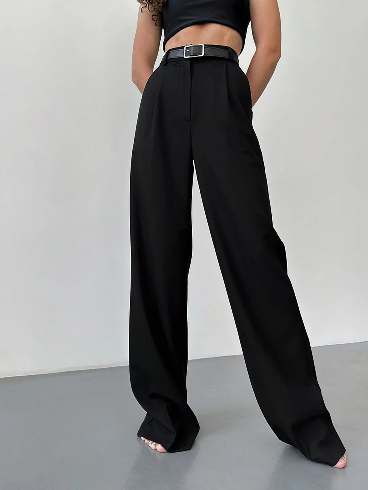 High-Waist Wide Leg Black Pants - LA FEMME WANDERER