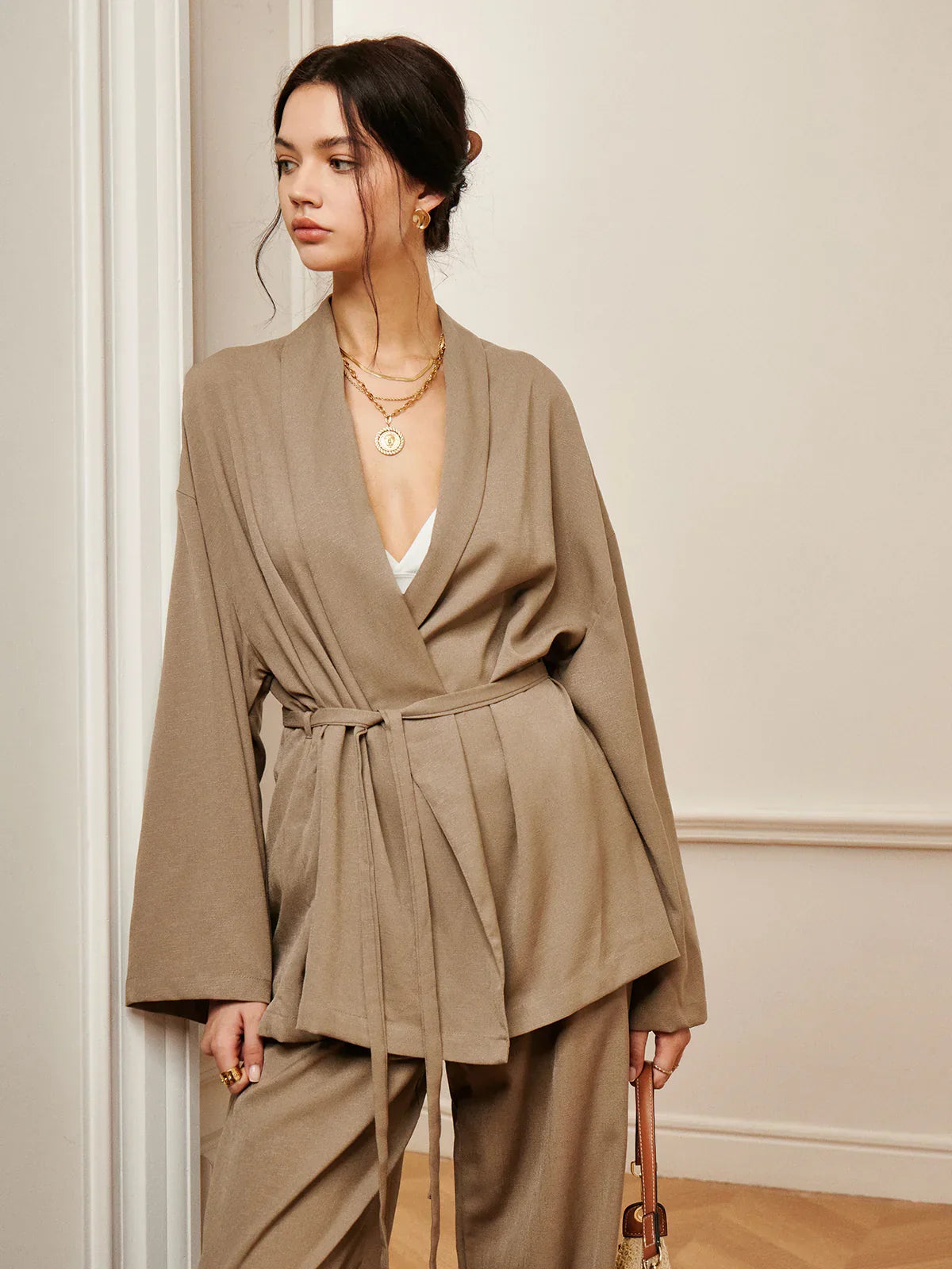 Σετ παντελόνι με ζώνη και τελείωμα για χαλάρωση - LA FEMME WANDERER