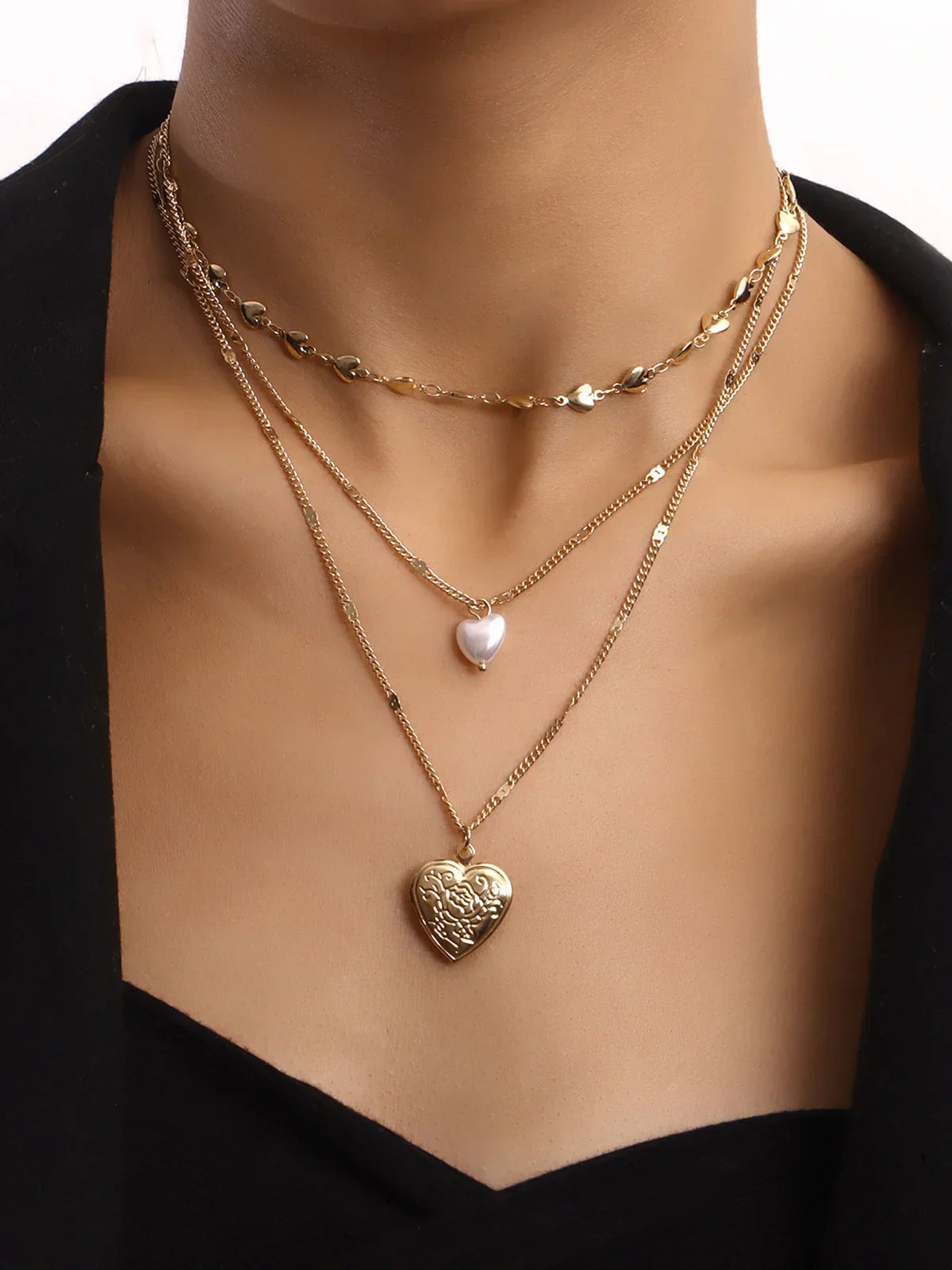 Triple Layered Heart Charm Necklace - LA FEMME WANDERER