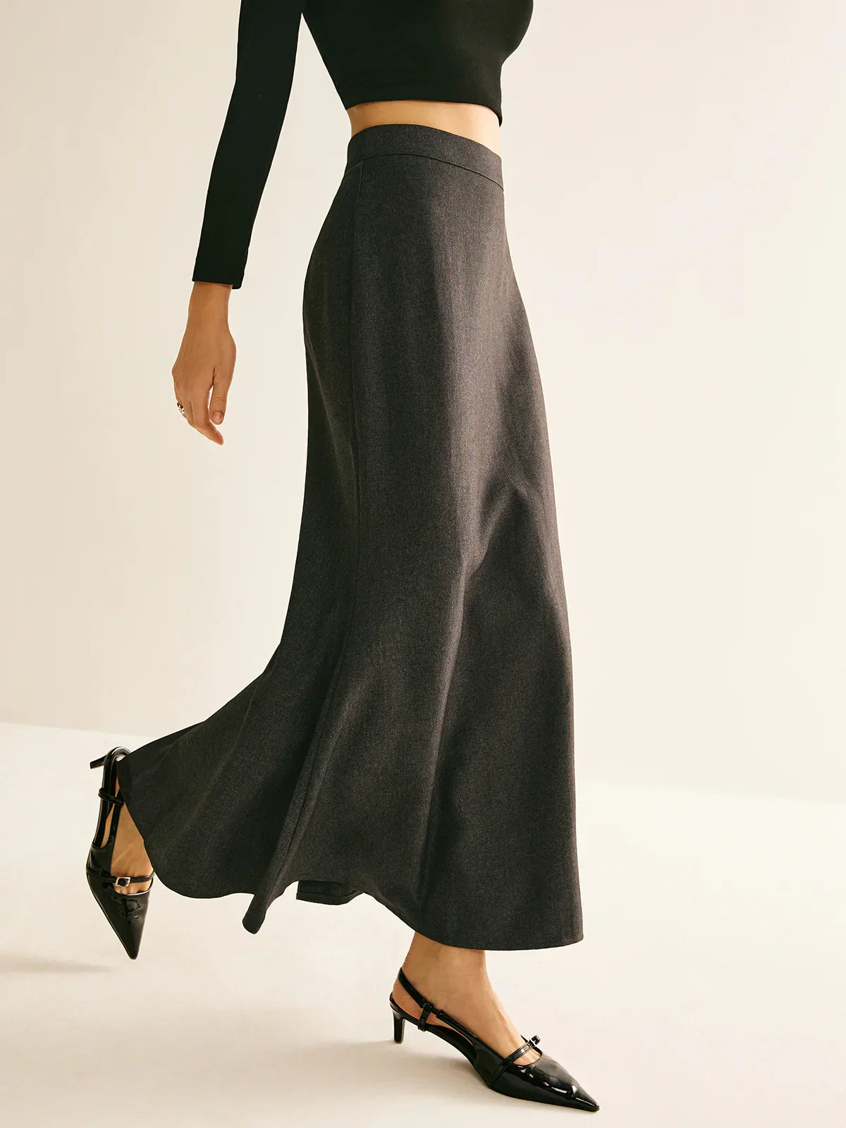 Regular Fit Back Split Skit - LA FEMME WANDERER