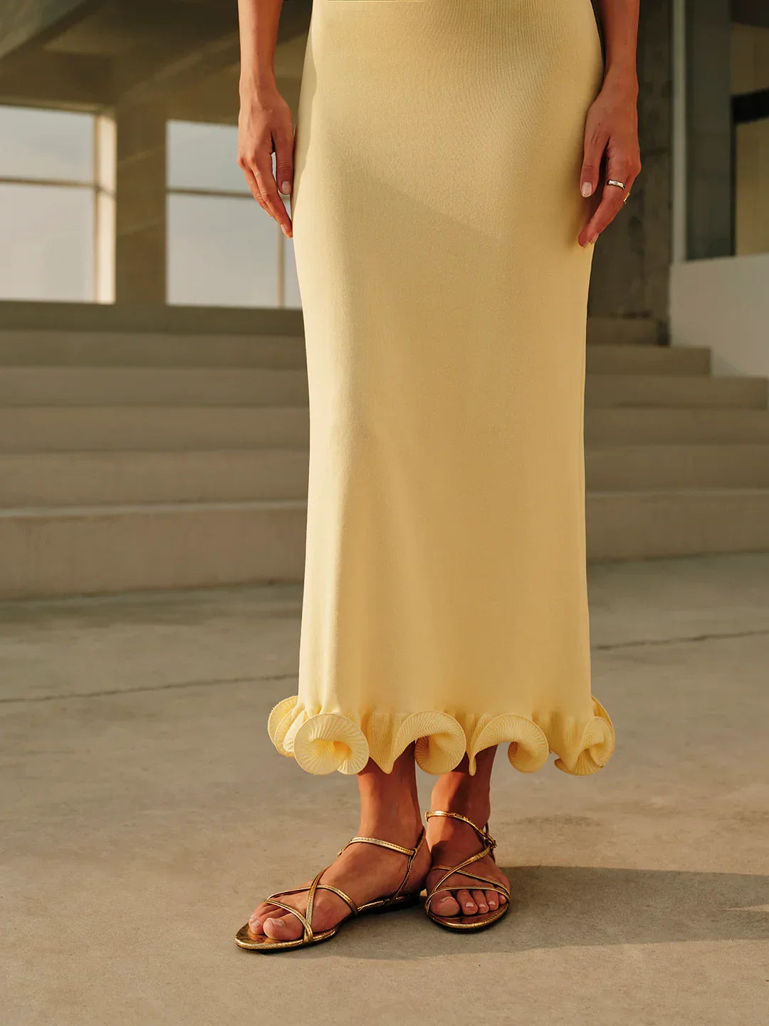 Cold-Shoulder Knit Ruffle Dress - LA FEMME WANDERER