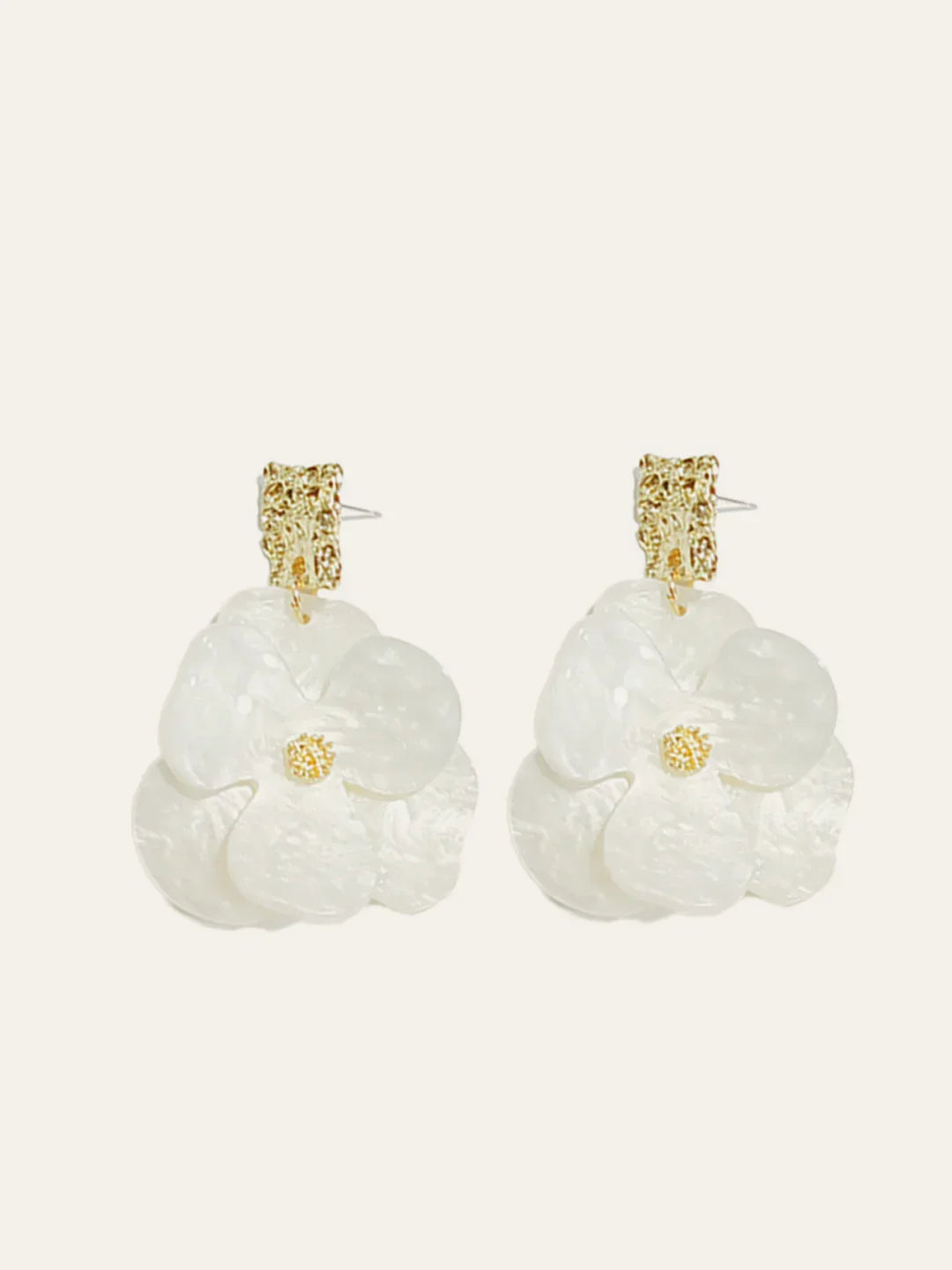 Golden Floral Dangle Earrings - LA FEMME WANDERER