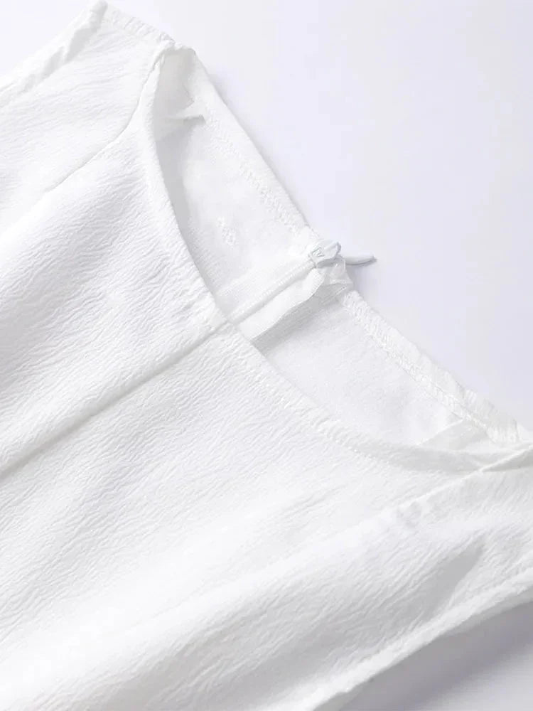 Φόρεμα Bliss με στρογγυλή λαιμόκοψη και παγετό - LA FEMME WANDERER