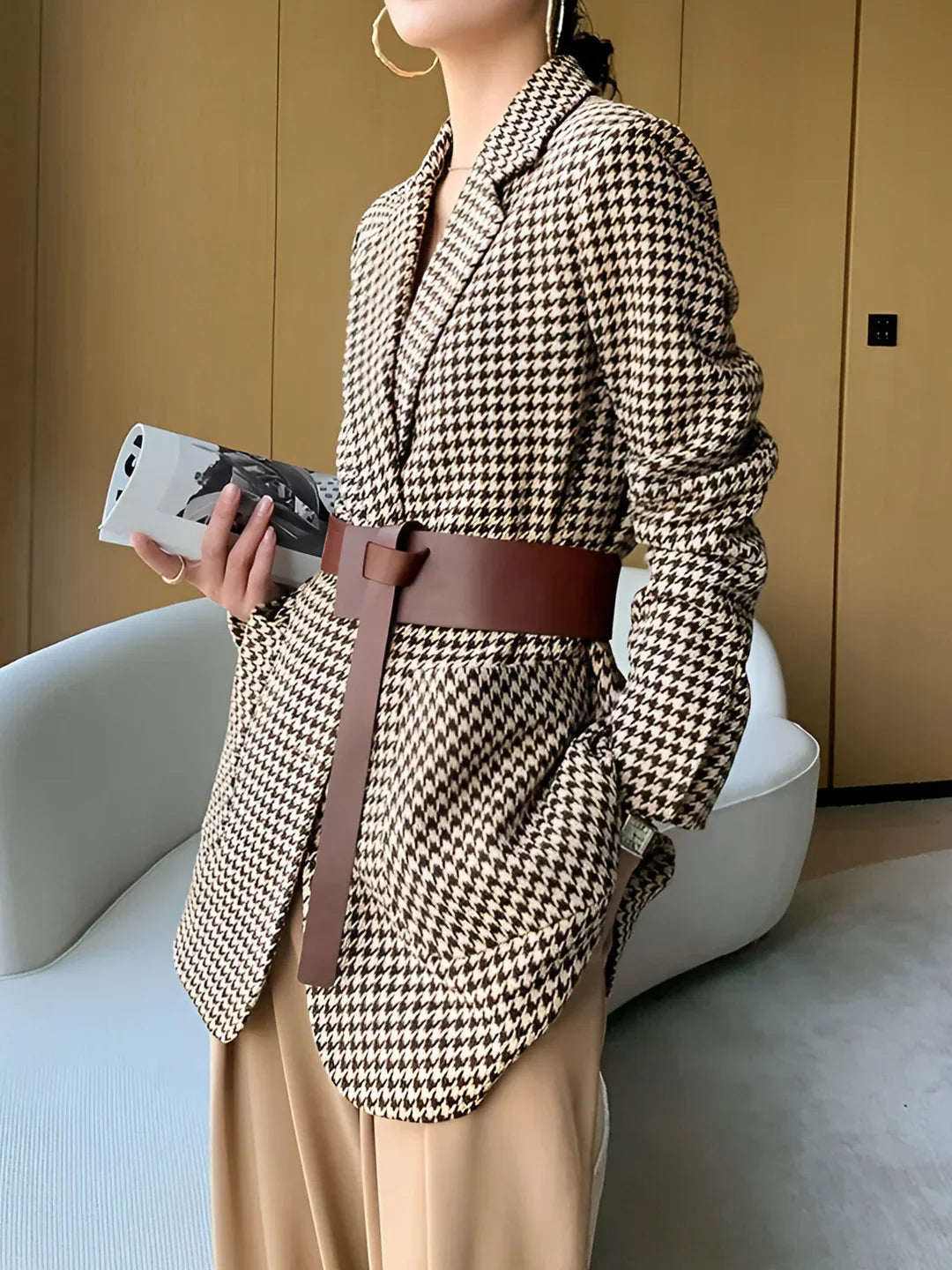 Κομψό σακάκι Houndstooth Split με ζώνη - LA FEMME WANDERER