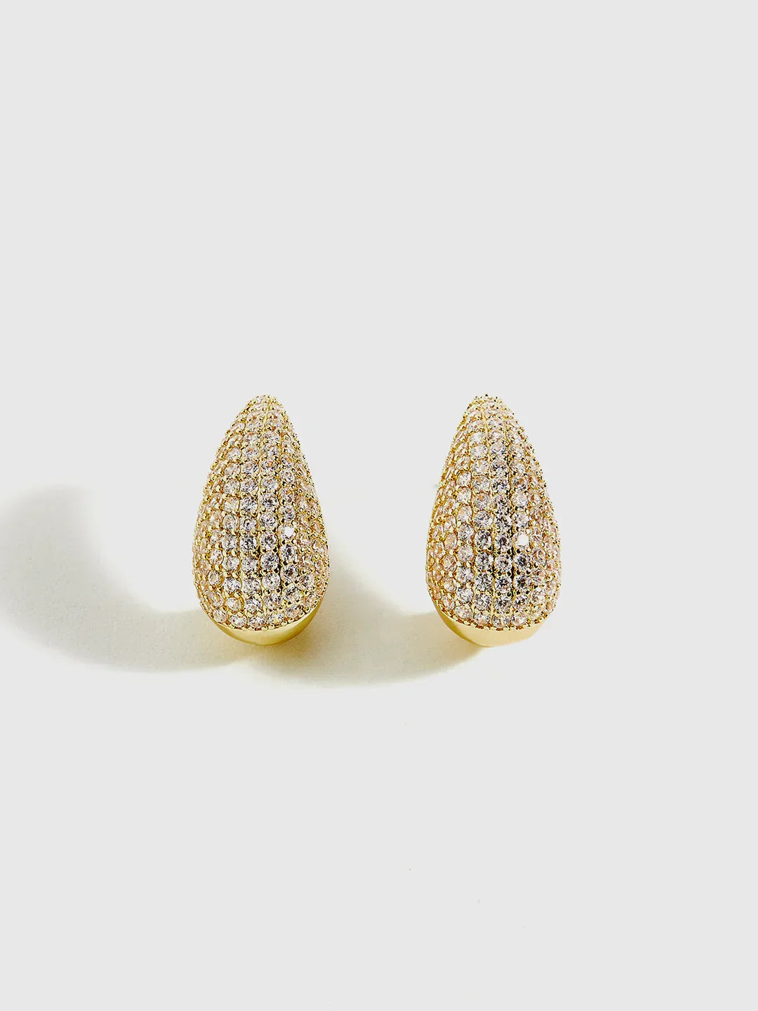 Elegant Style Copper Set Zircon Stud Earrings - LA FEMME WANDERER