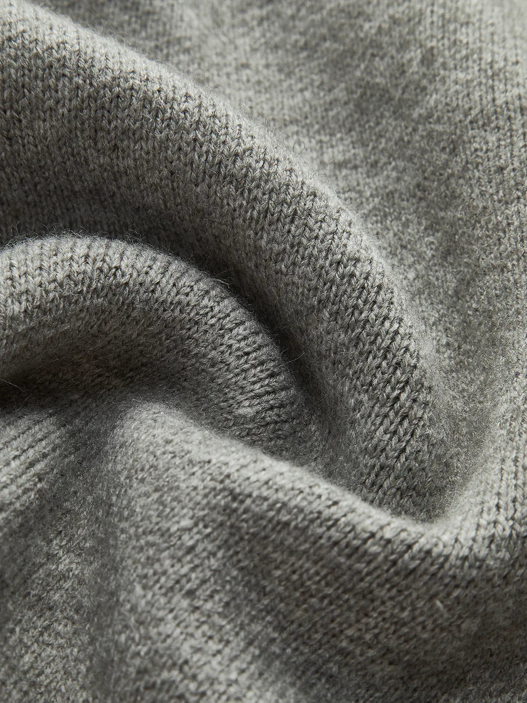 Απλό πλεκτό τοπ με κουμπιά και V λαιμόκοψη - LA FEMME WANDERER