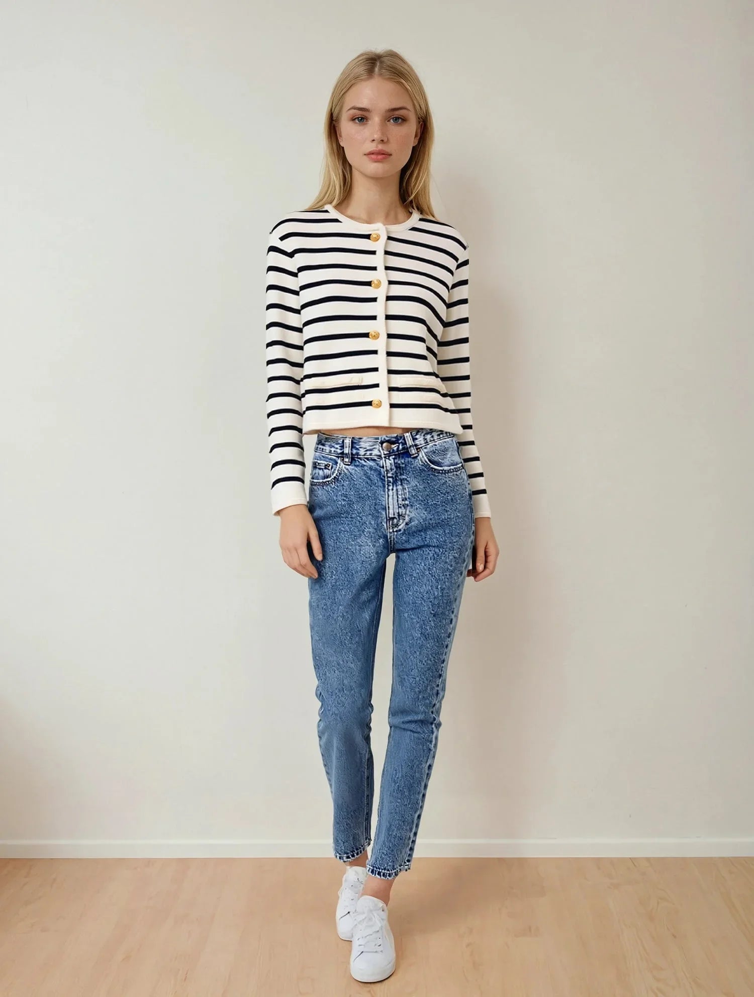 Classy & Chic Look - 1 - LA FEMME WANDERER