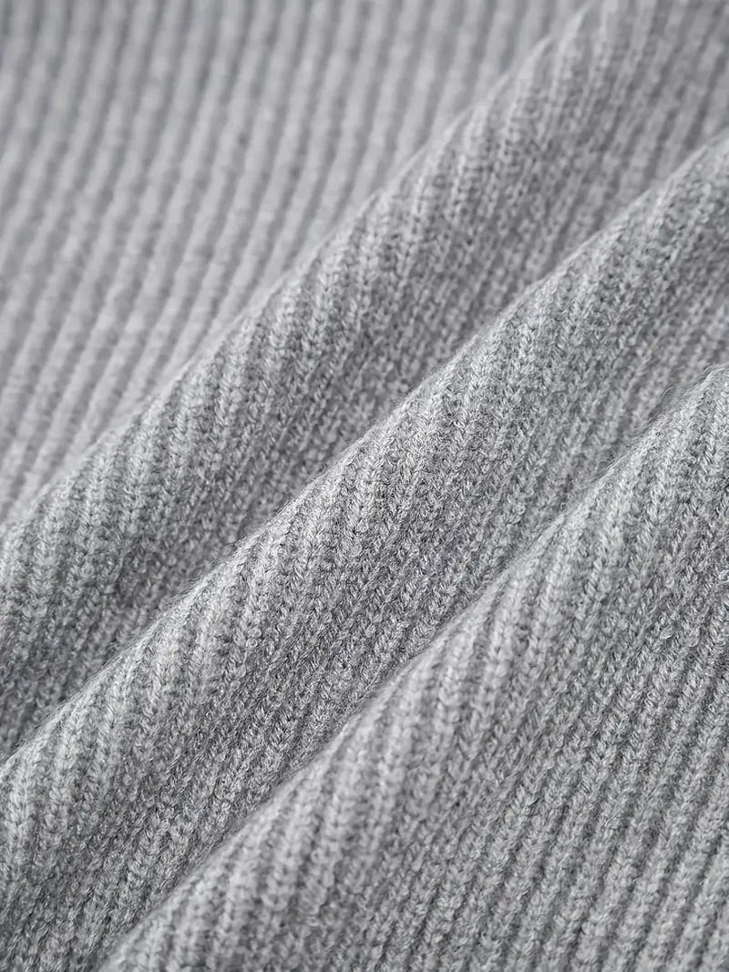 Πλεκτό πουλόβερ με σταυρωτό ντεκολτέ σε σχήμα V - LA FEMME WANDERER