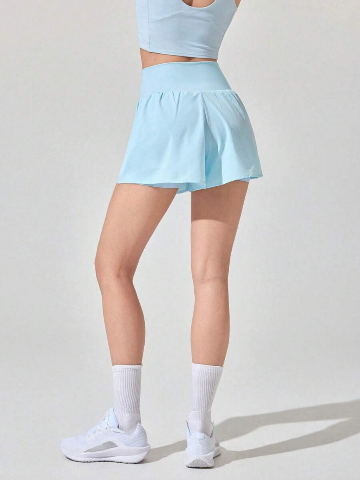 Σορτς Running με αντιιδρωτικό, τσέπες στη μέση, γρήγορο στέγνωμα