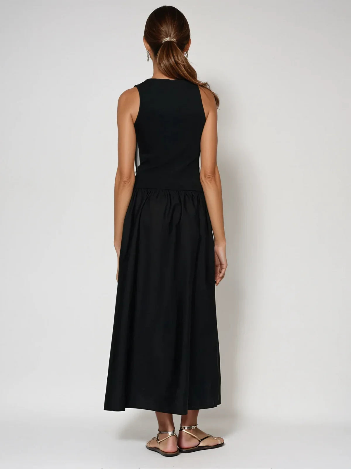 Φόρεμα με στρογγυλή λαιμόκοψη και casual ραφές - LA FEMME WANDERER