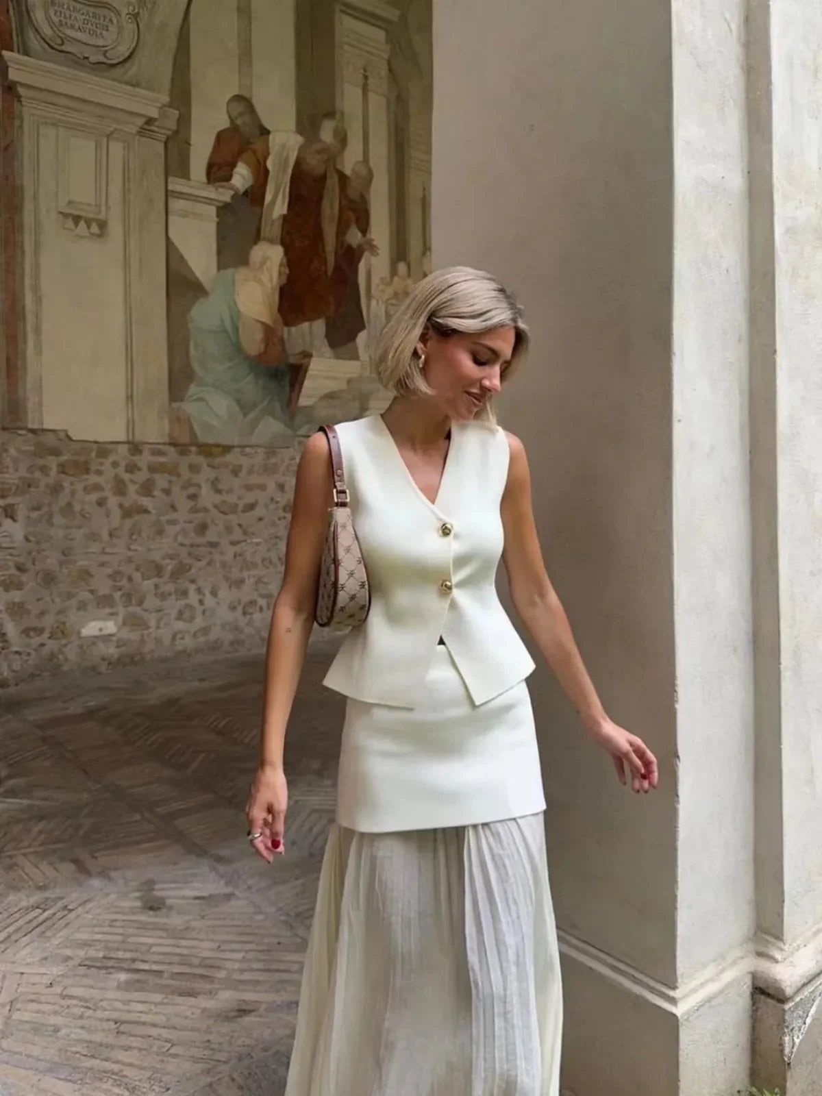 Κομψό σετ πλεκτού γιλέκου και μακριάς φούστας - LA FEMME WANDERER