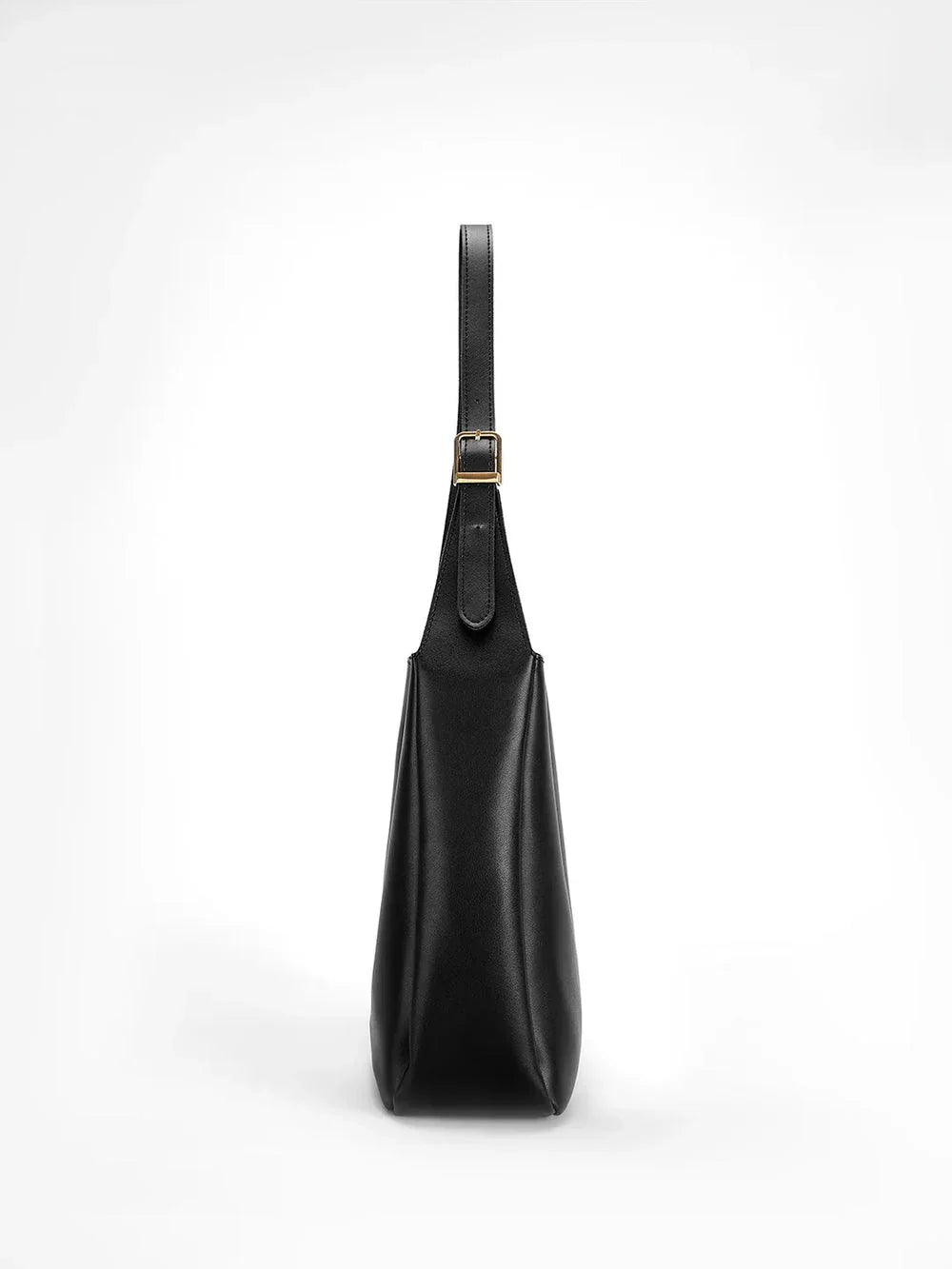 7 Μέρες - 7 Εμφανίσεις - Κυριακή - LA FEMME WANDERER