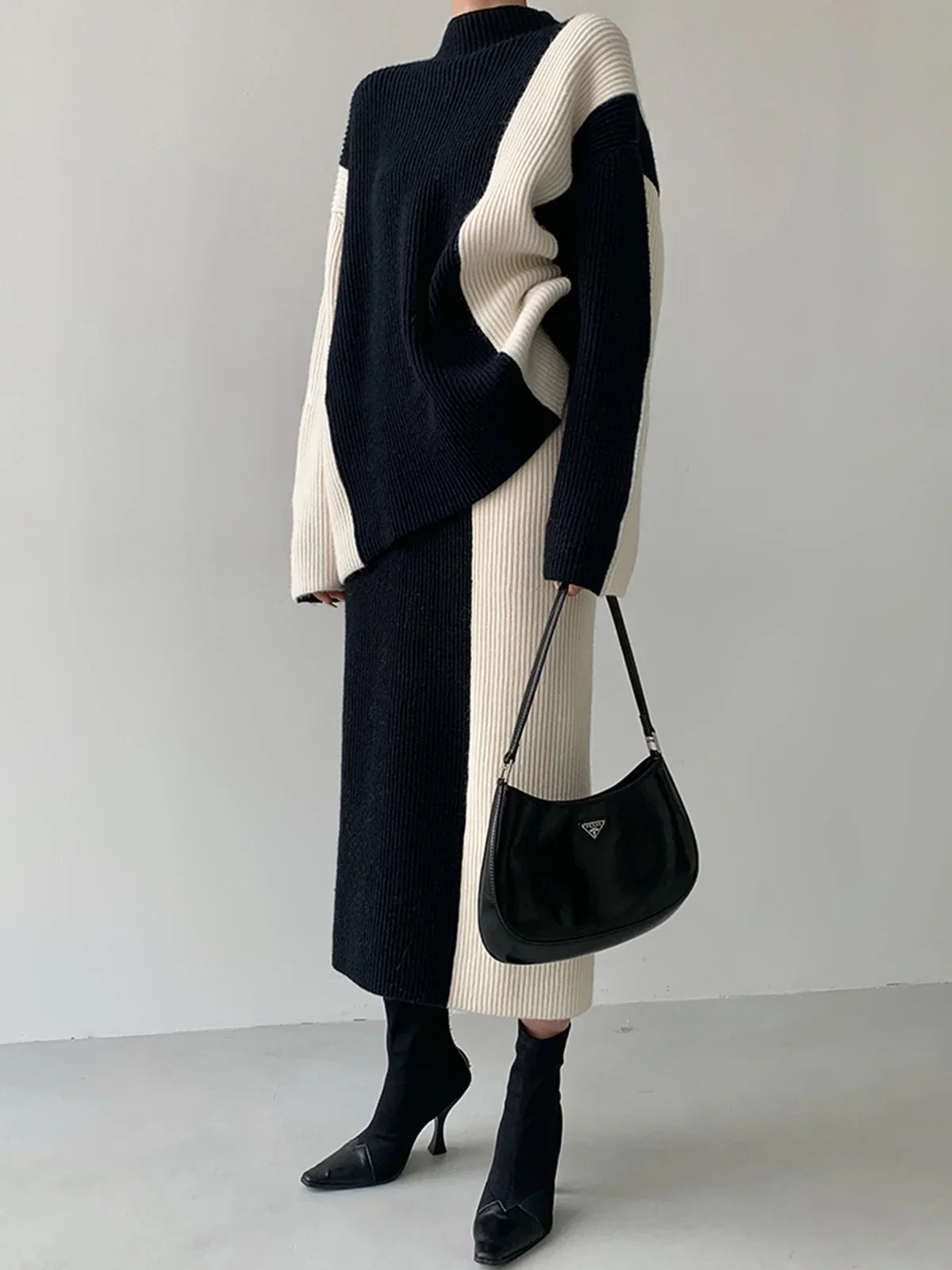 Stripe Two Piece Knit Skirt Matching Set - LA FEMME WANDERER