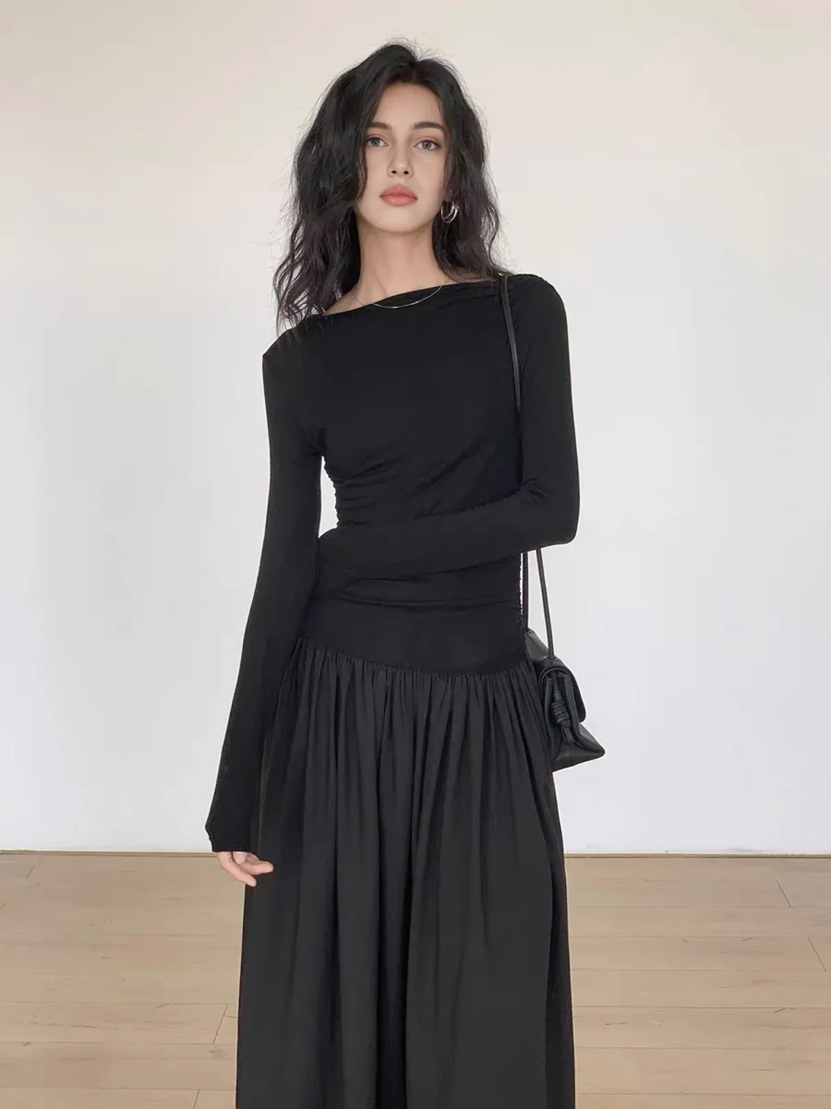 Φόρεμα μίντι με πλισέ σχέδιο και μακριά μανίκια - LA FEMME WANDERER