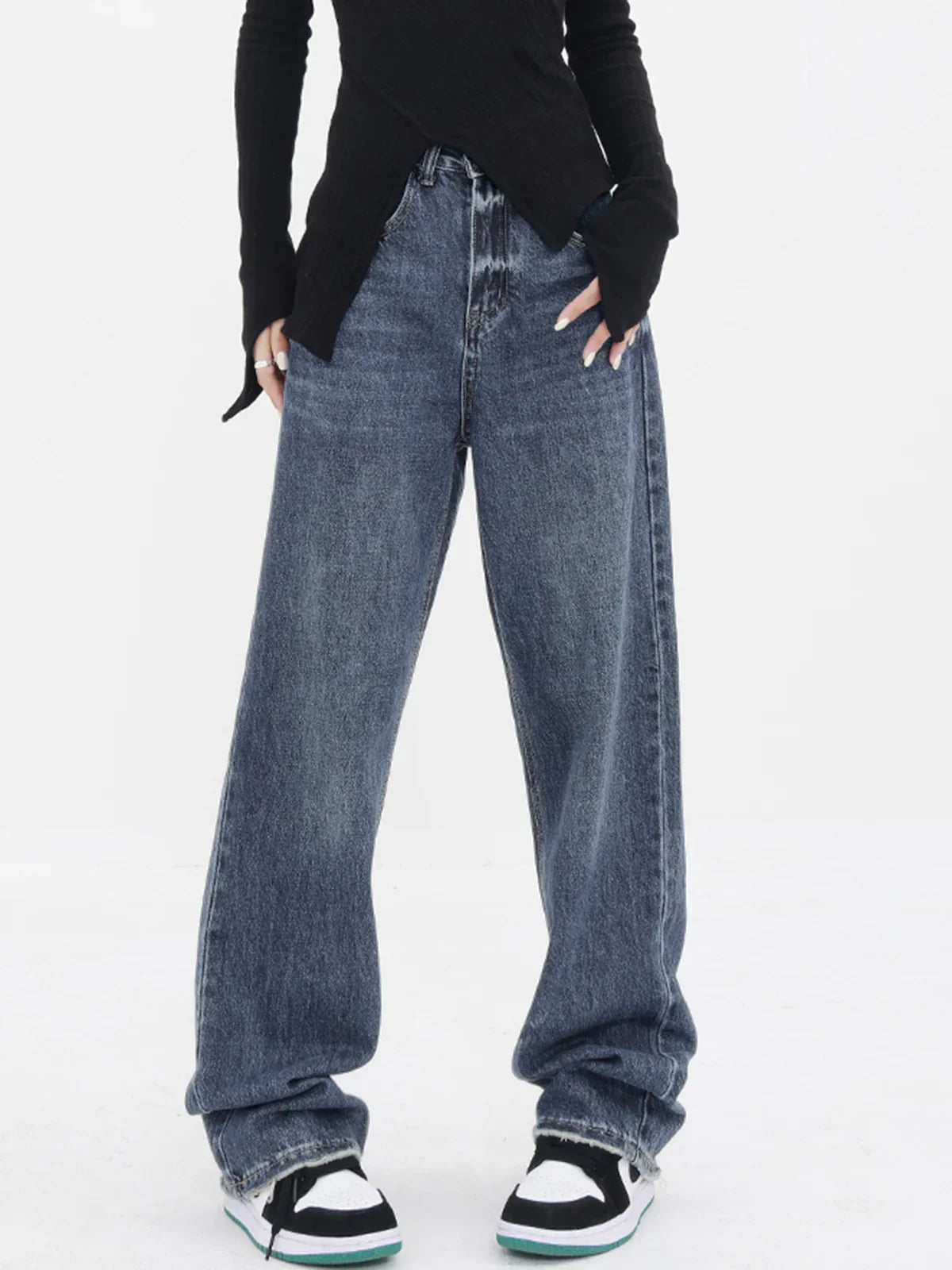 Patchwork Pockets Denim Wide Leg Boyfriend Jeans - LA FEMME WANDERER
