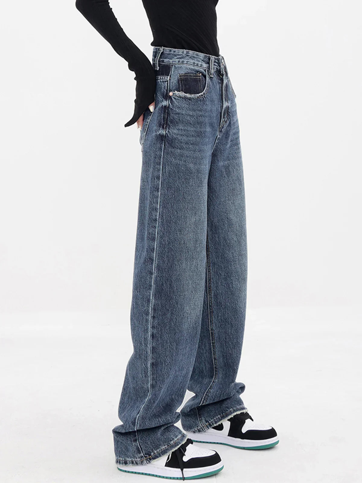 Patchwork Pockets Denim Wide Leg Boyfriend Jeans - LA FEMME WANDERER