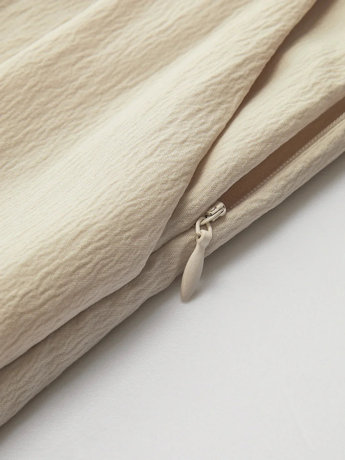 Παντελόνι με φαρδιά μπατζάκια και πλισέ μπατζάκια - LA FEMME WANDERER