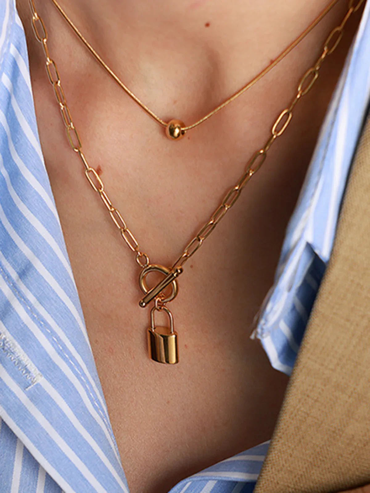 Κολιέ με πολλαπλές στρώσεις και λουκέτο - LA FEMME WANDERER