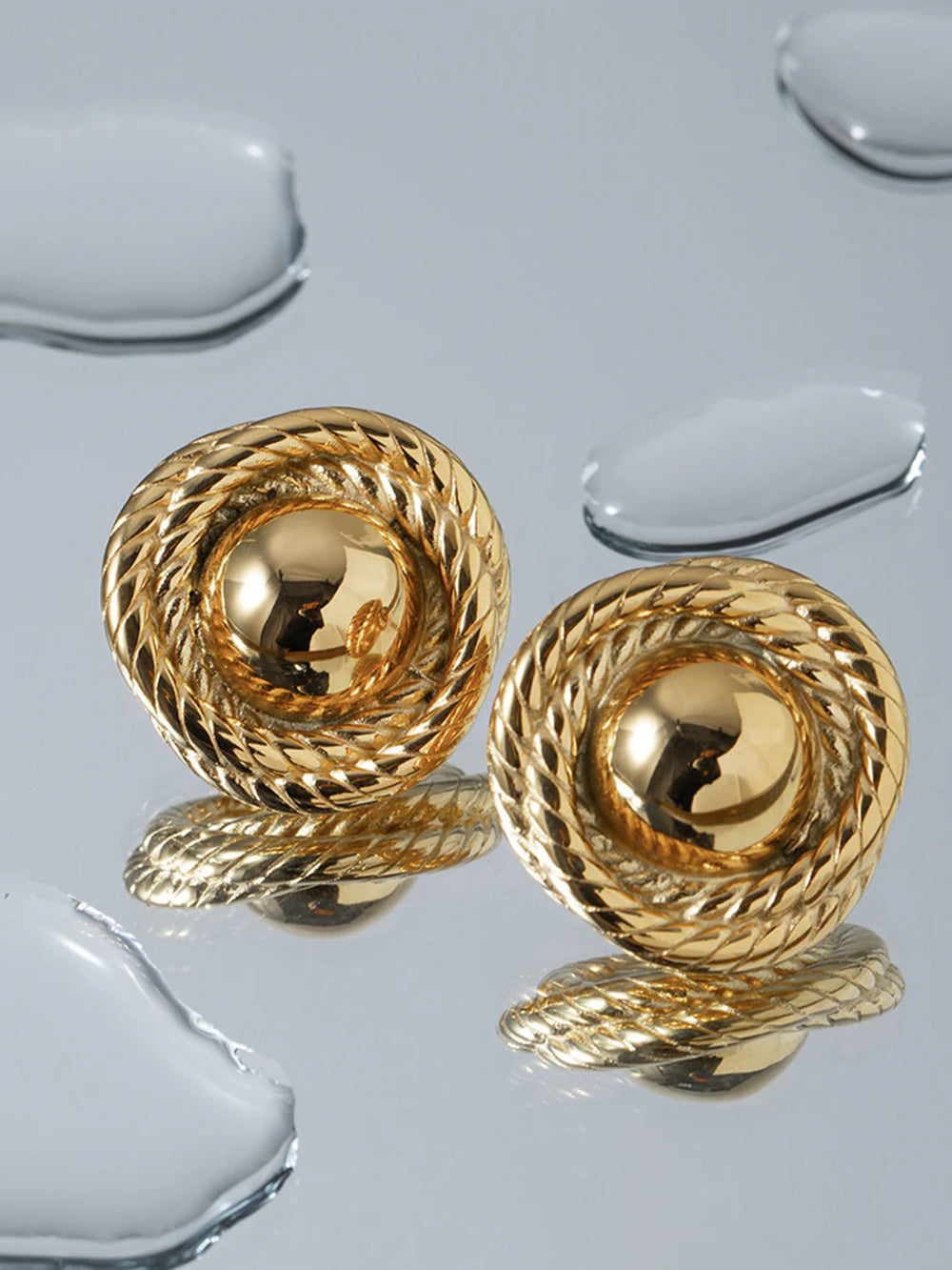 Fall & Winter Capsule - 2 - LA FEMME WANDERER