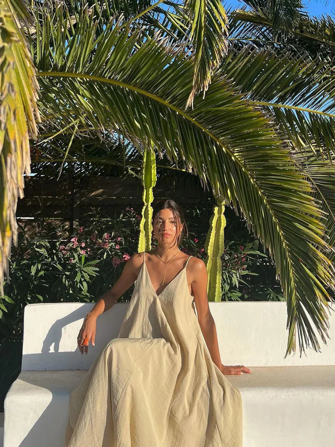 Κομψό & Σικ Μακρύ Φόρεμα με V λαιμόκοψη - LA FEMME WANDERER