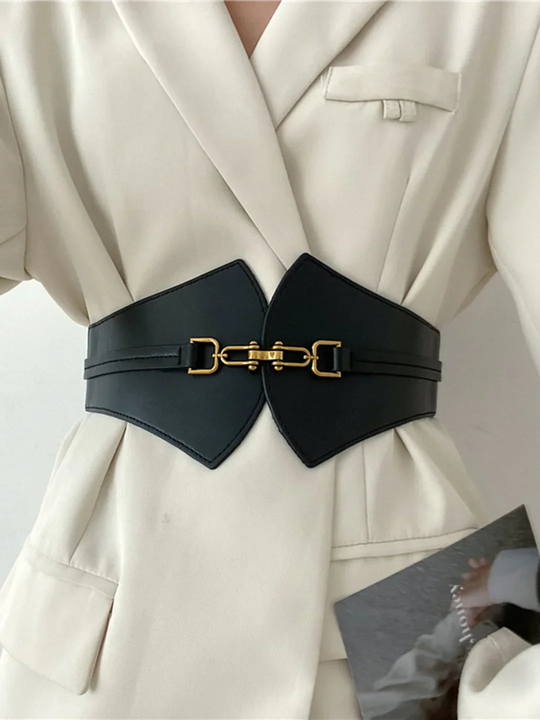 Ελαστική ζώνη με μεταλλική διακόσμηση - LA FEMME WANDERER