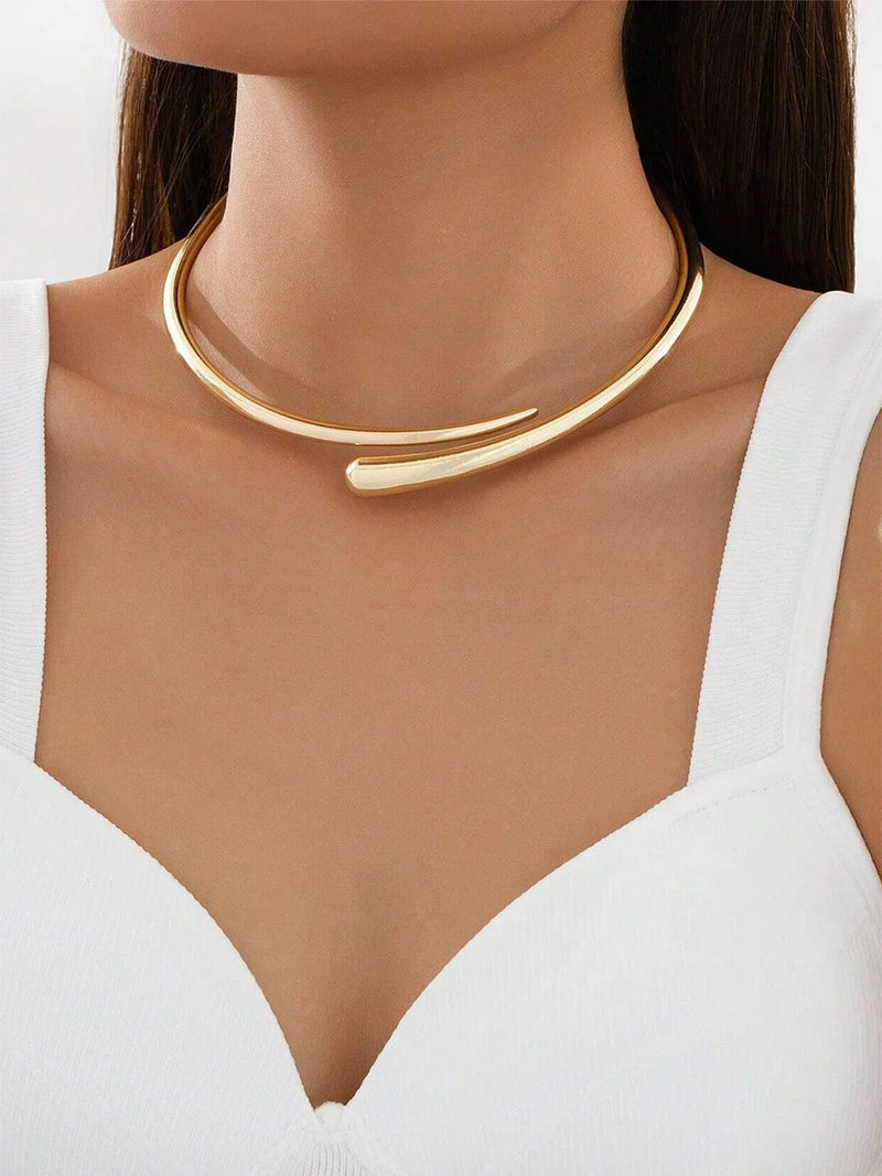Always Chic Water Drop Open Choker