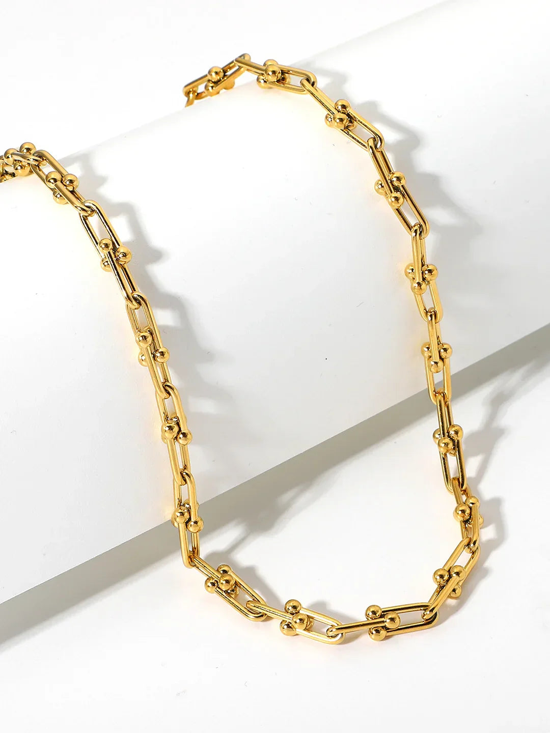 Κολιέ κλείδας από μπαμπού με αγκράφα πέταλου - LA FEMME WANDERER