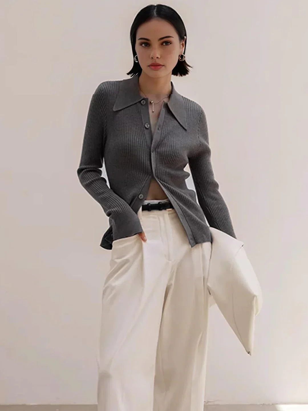 Λεπτή ζακέτα με ριμπ πέτο σε στυλ Oldmoney - LA FEMME WANDERER