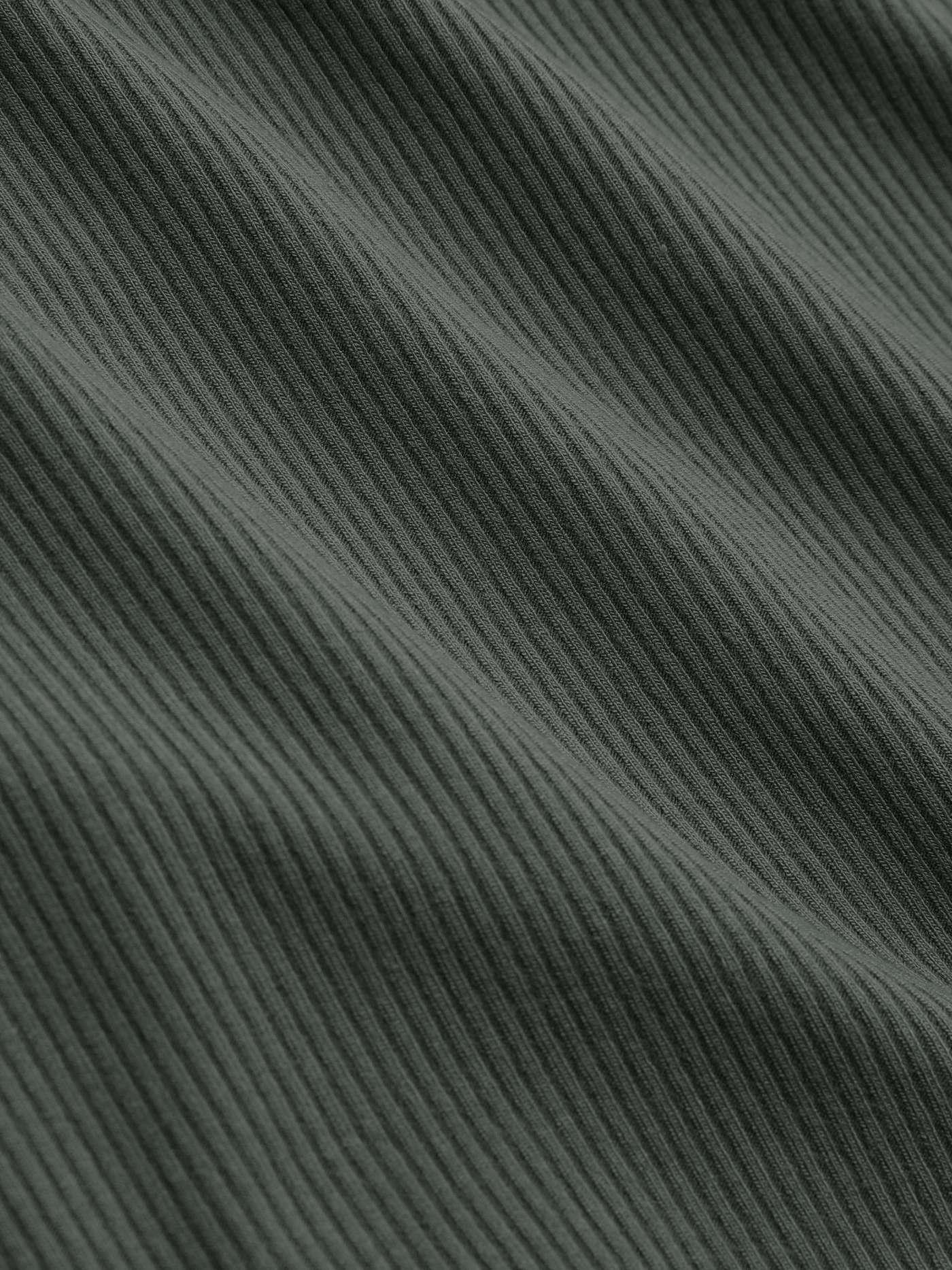 Μονόχρωμο τοπ με ασύμμετρη λαιμόκοψη και μακριά μανίκια - LA FEMME WANDERER