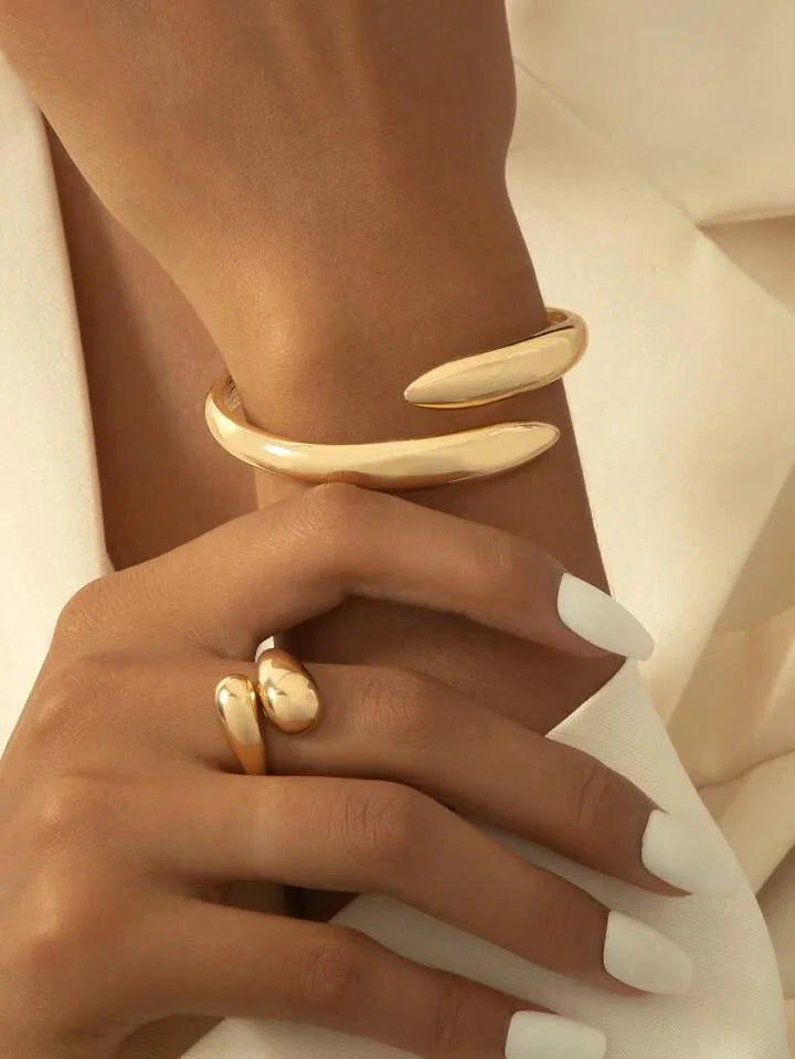 Modern Geometric Bracelet & Ring Set - LA FEMME WANDERER