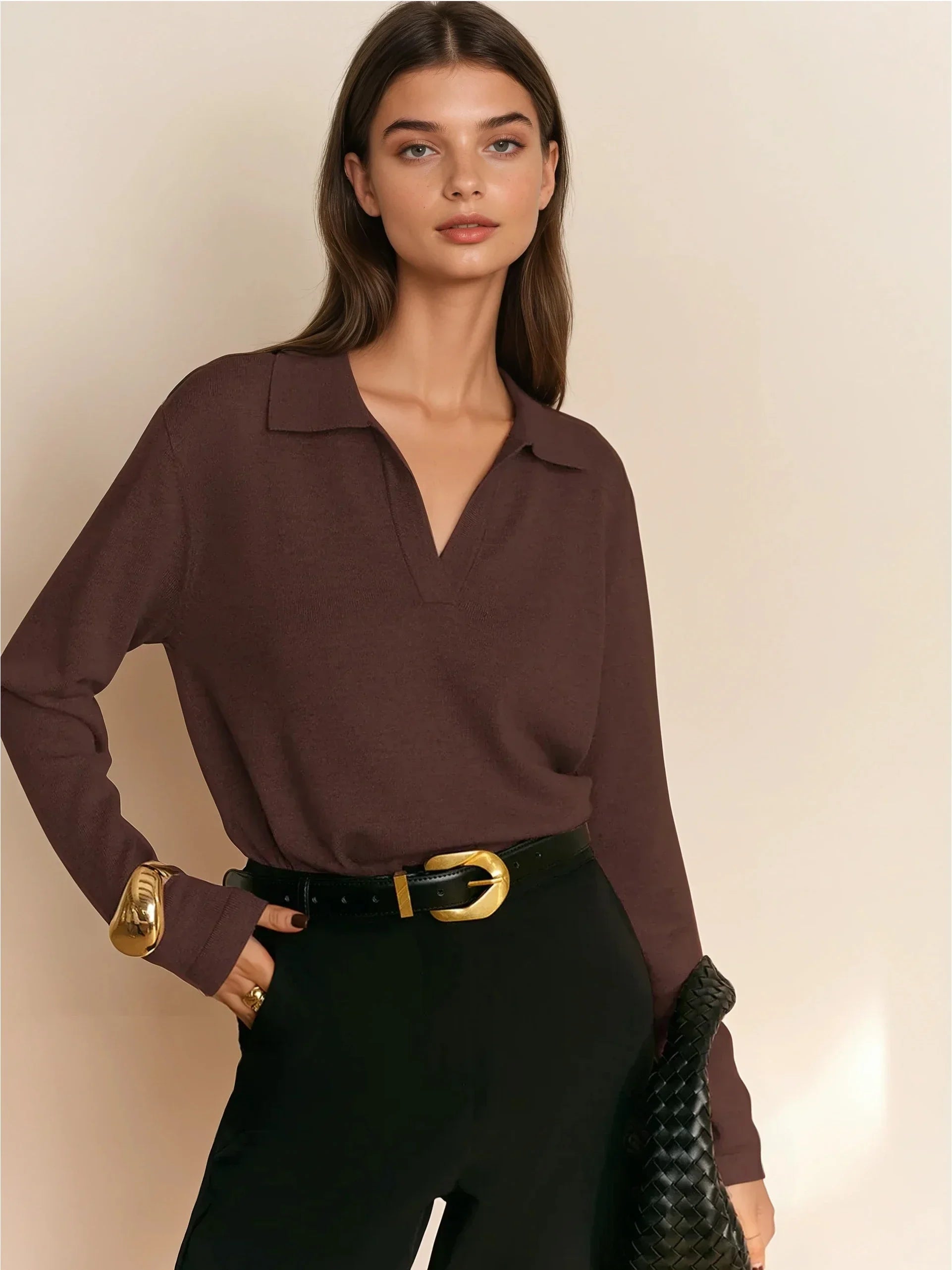 Πλεκτό πουλόβερ πόλο μινιμαλιστικού στυλ - LA FEMME WANDERER