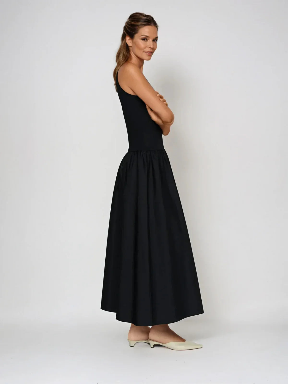 Φόρεμα με στρογγυλή λαιμόκοψη και casual ραφές - LA FEMME WANDERER