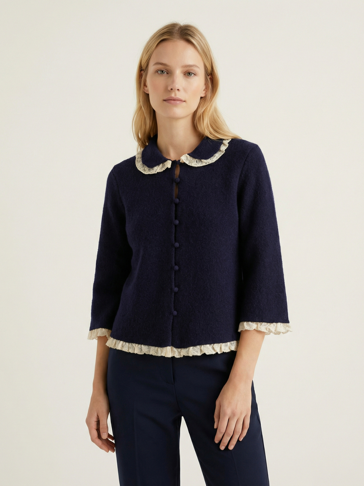 Retro Lace Collar Knit Cardigan Coat For Women With Long Sleeves